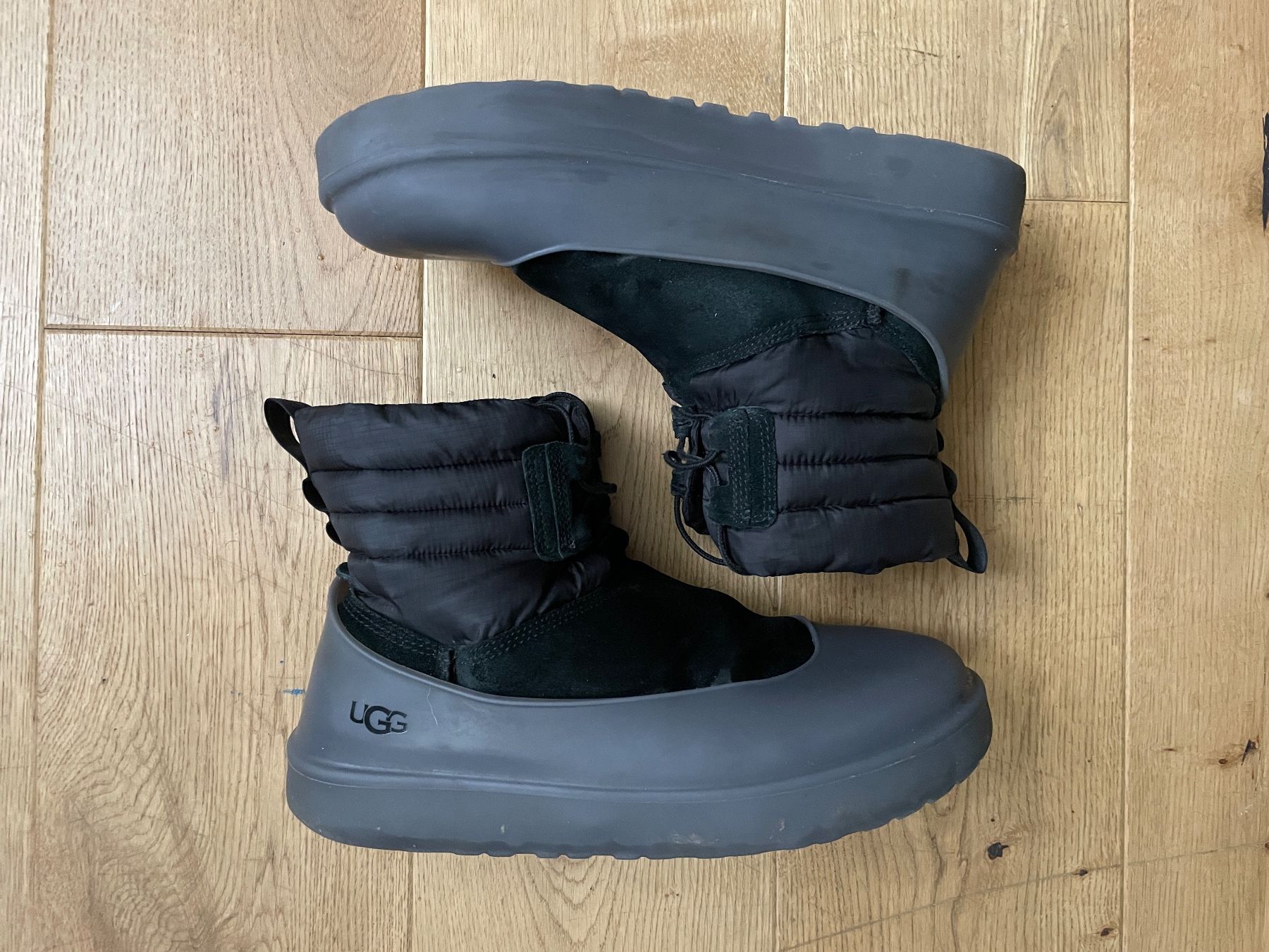 Ugg Scarpe da uomo: UGG 3M Thinsulate Boots – Usato da Genève venduto da Jos_p8c9 1
