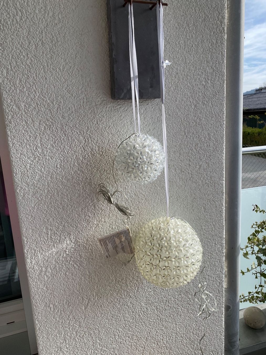 Migros Tutte le decorazioni: LED Blütenkugeln – Nuovo e nell'imballaggio originale da Teufen AR venduto da Memilu 1