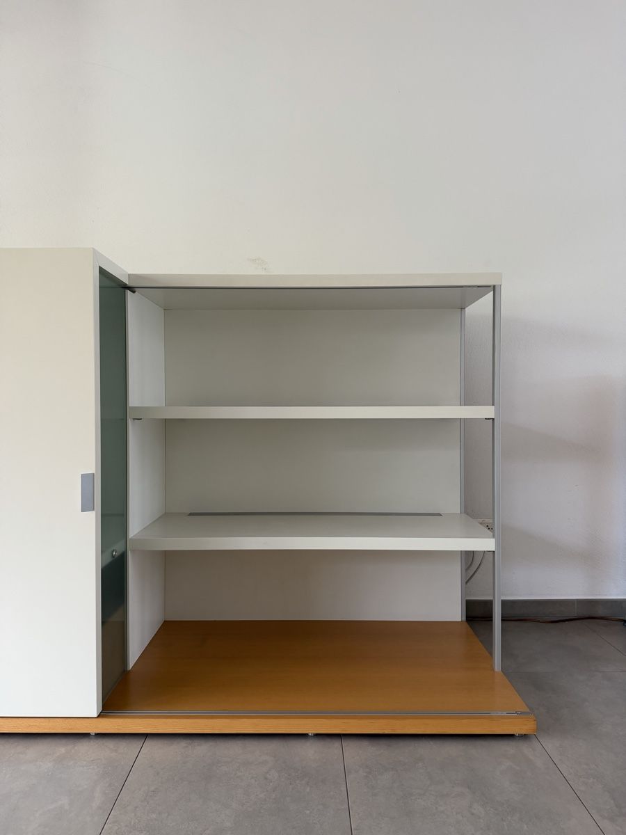 Hülsta Mobili TV: Möbel Sideboard mit Schiebetür  – Usato da Neuhaus SG venduto da cynlo 5