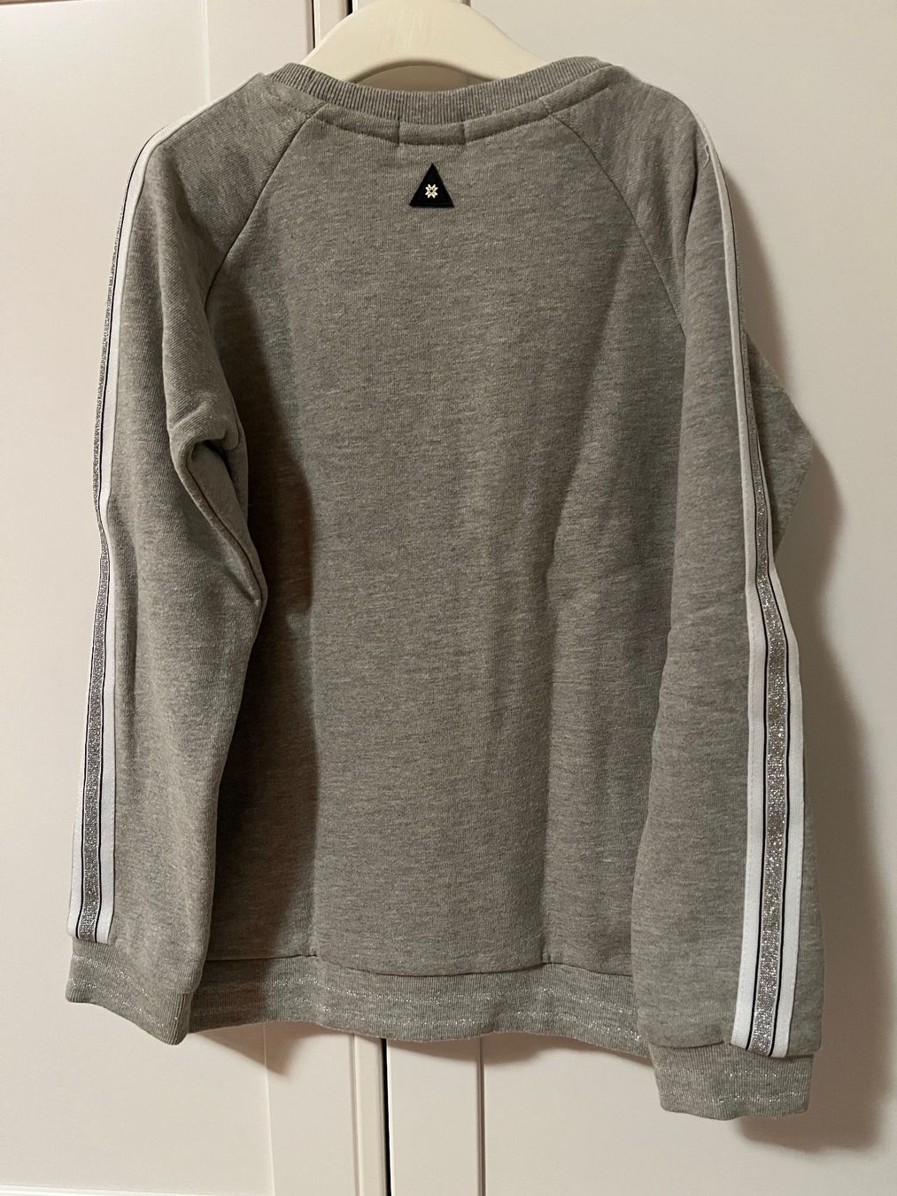 Maglioni & Felpe: Pull sweat shirt Indian bluejeans 10 ans – Usato da Péry venduto da gir_d5d9 2