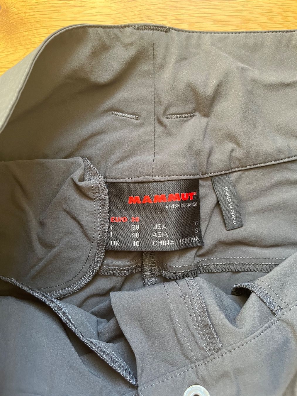 Mammut Pantaloni: Mammut Hose, Gr. 38 – Usato da Interlaken venduto da fbnscl 3