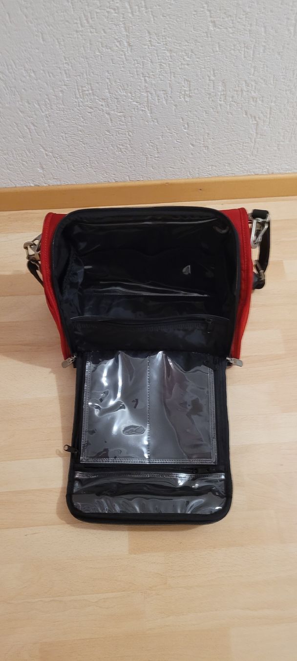 Custodie per cosmetici: Rote Reisetasche Beauty Case – Nuovo (secondo la descrizione) da Schwyz venduto da Vesparider01 9