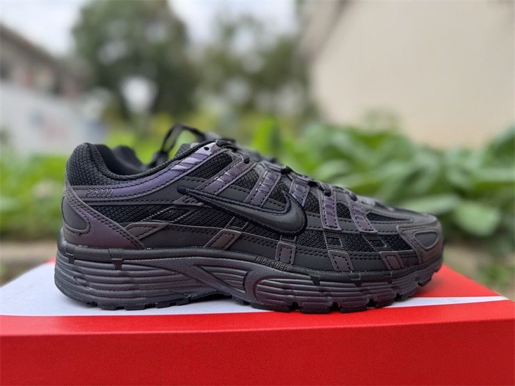 Nike Scarpe da uomo: P-6000 Air Max – Nuovo (secondo la descrizione) da Murten venduto da retoskleiderschrank