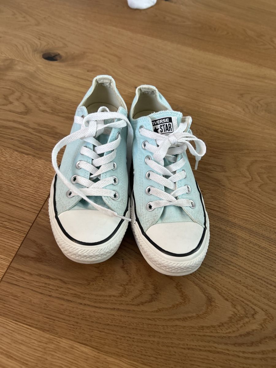 Converse Scarpe da donna: Original Converse, Gr. 37.5, Hellblau, Top! – Usato da Urtenen-Schönbühl venduto da daremare