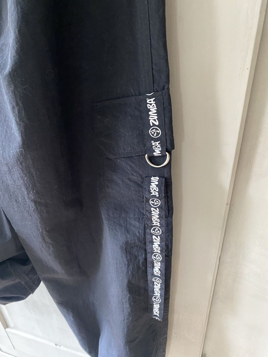 Pantaloni: ZUMBA Hose in Gr. 40/42 – Usato da Embrach venduto da bea_8424 6