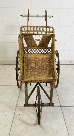 Carrozzine: Antiker Kinderwagen Ende 19. Jh. – Usato da Wienacht-Tobel venduto da Vintage_Wolf 1
