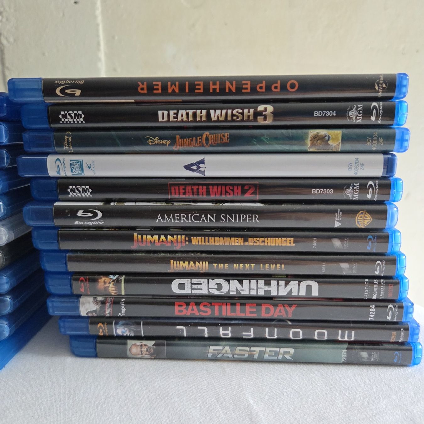 Alle DVDs: Über 24x  Blu-ray Filme Konvolut – Gebraucht aus Stans von Ducati16 1