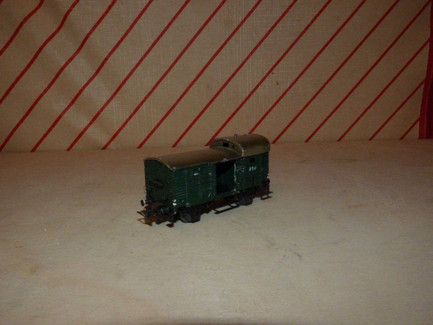 Märklin Modelleisenbahnen: Gepäckwagen Märklin Spur H0 – Gebraucht aus Rudolfstetten von Rrst1968