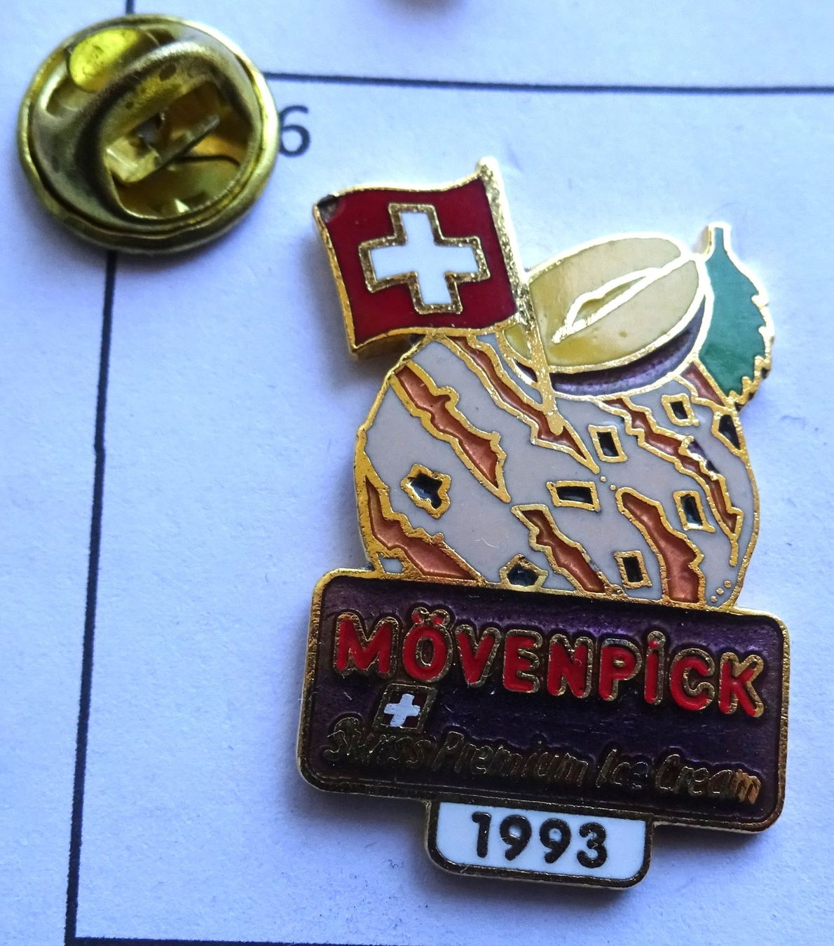 Plaketten & Abzeichen: Pin MÖVENPICK Schweiz Ice Crem – Gebraucht aus Utzenstorf von BUtter81