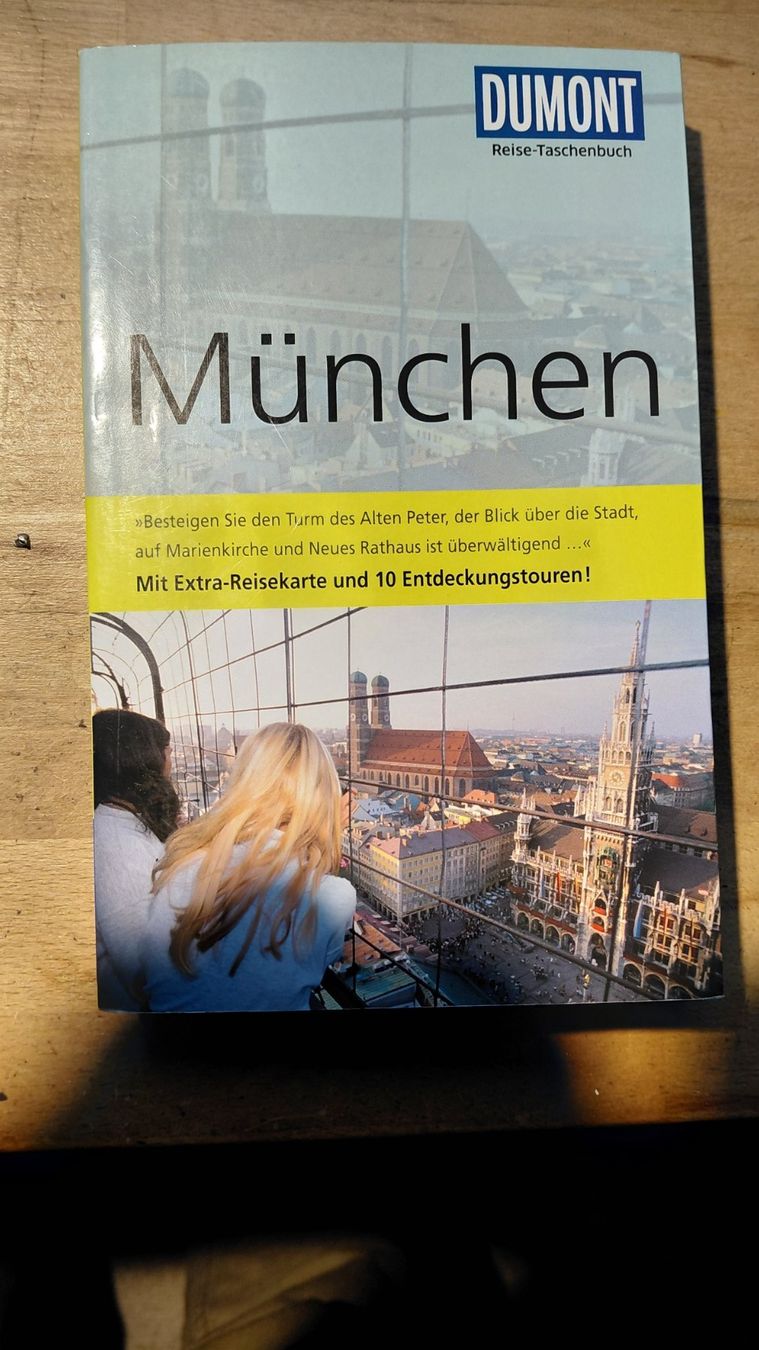 Libri: Reiseführer Dumont München – Usato da Gelterkinden venduto da martinom