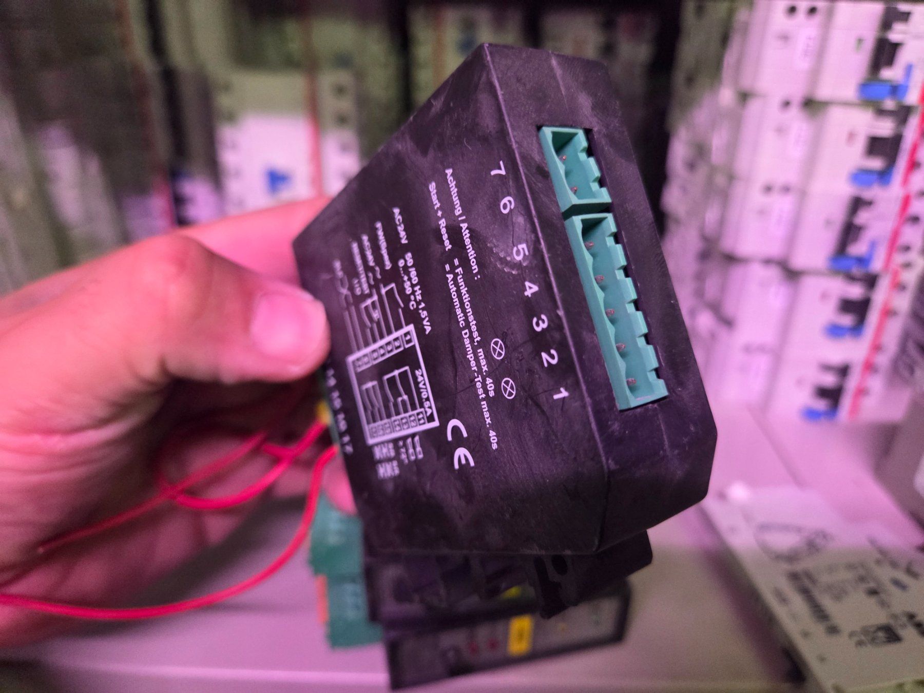Composants électroniques: Trox Technik THC24-B Steuergerät gebraucht – D'occasion à Zürich par Alibaba1234 3