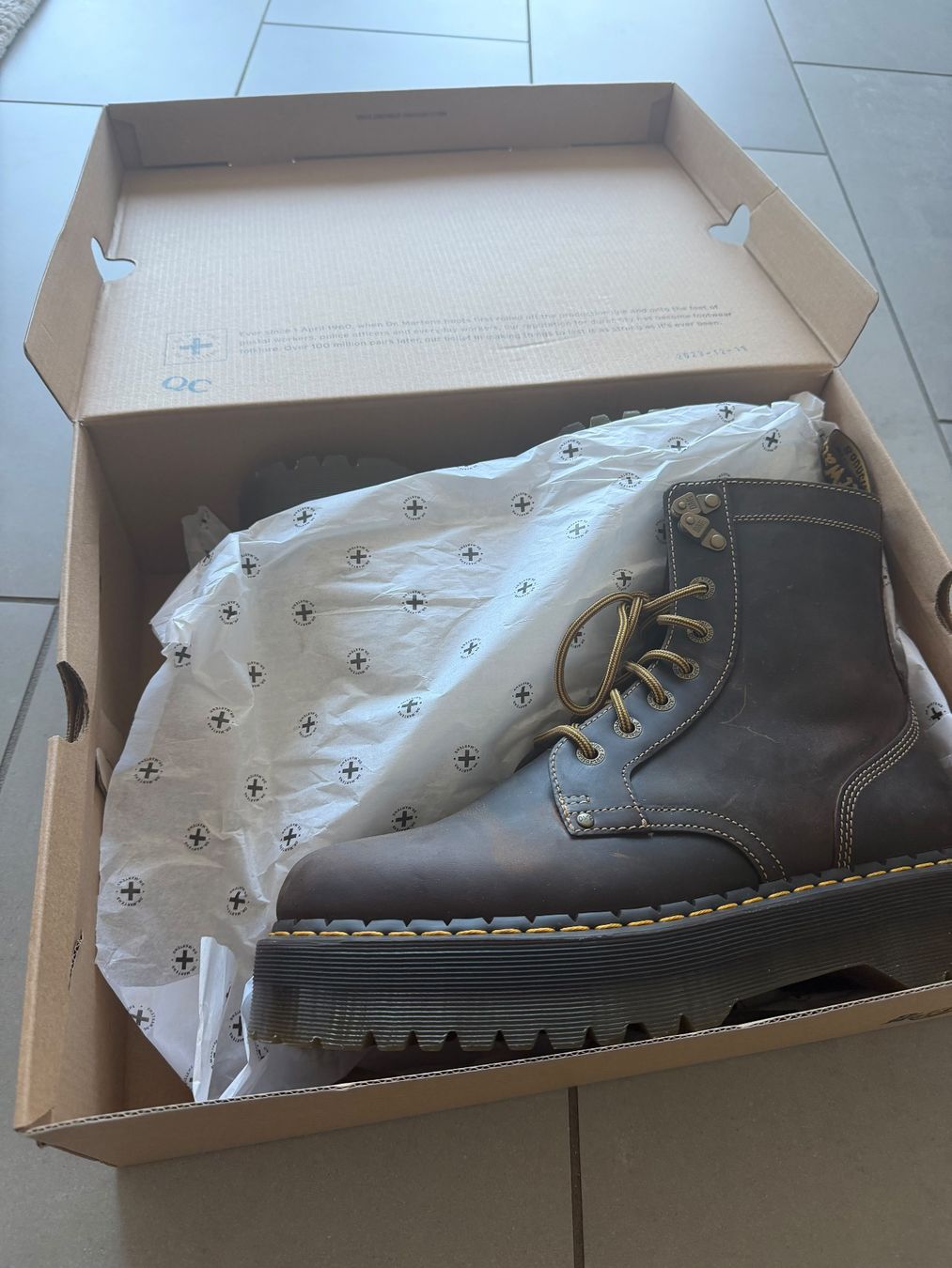 Dr. Martens Herrenschuhe: Dr. Martens Herrenschuhe – Neu und originalverpackt aus Basel von ire_rb6t 4