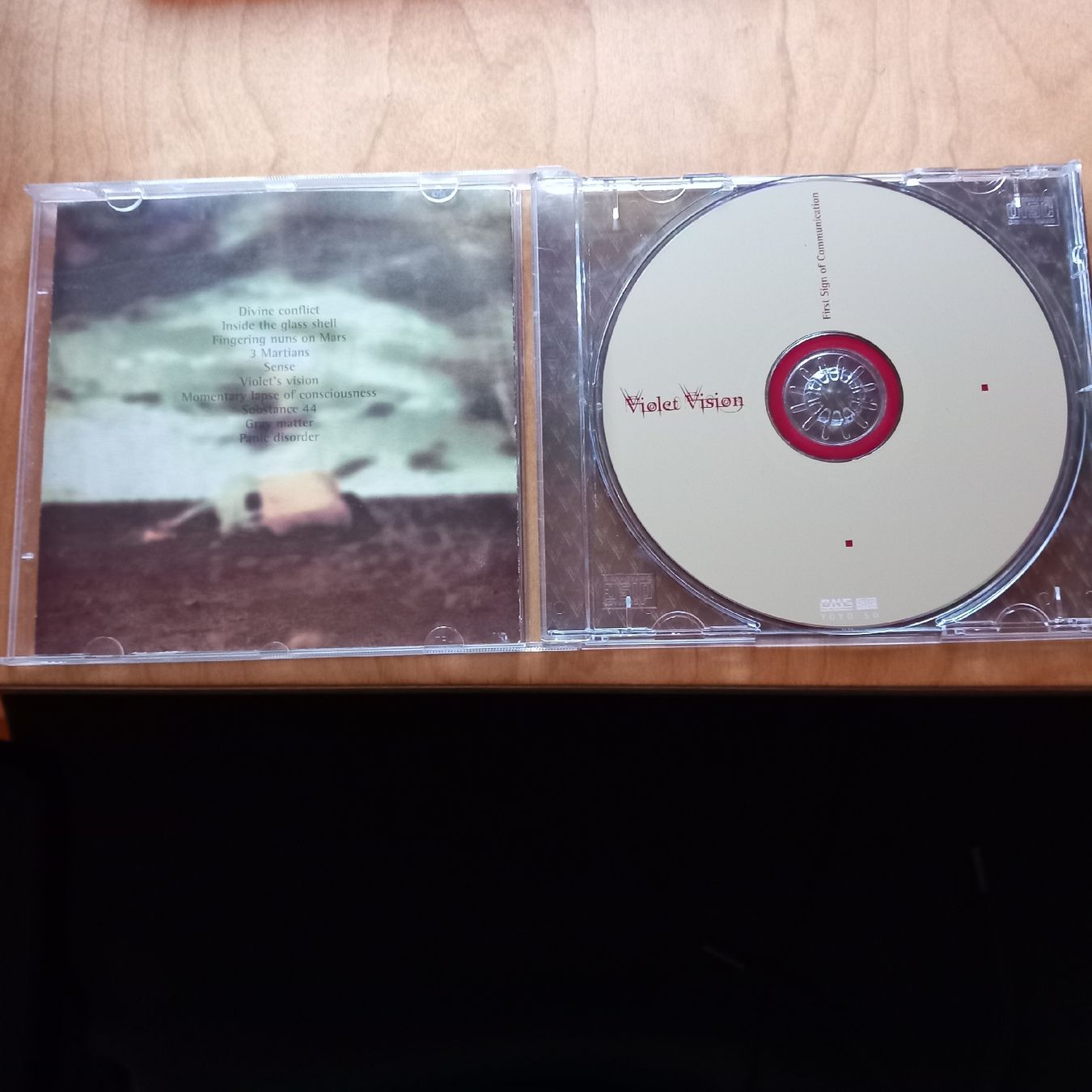 CDs: Violet Vision - First Sign of Communication – Gebraucht aus Ebnat-Kappel von blazzi 1
