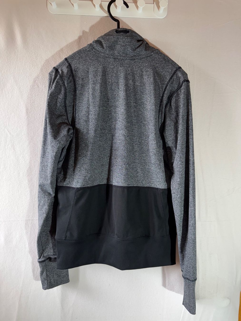 H&M Giacche: Jacke von H&M Sport Gr. S – Usato da Grosswangen venduto da second_hand_dress 6