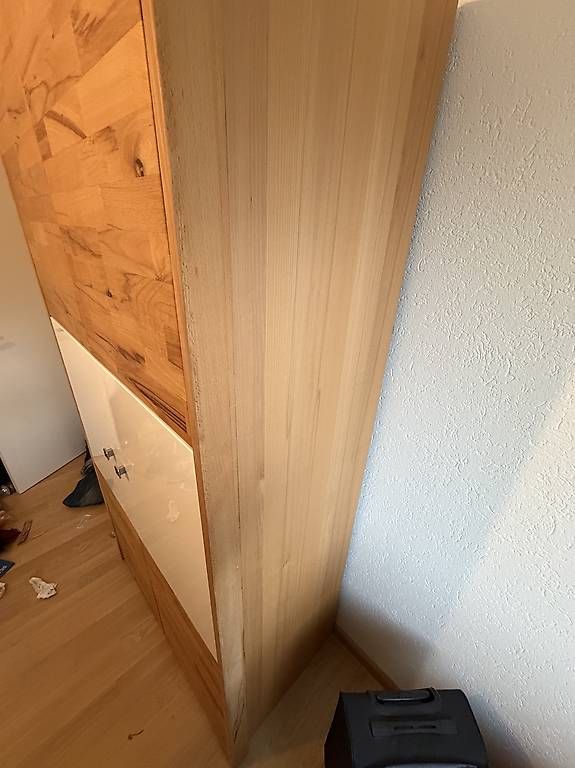 Armoires: Kleiderschrank – D'occasion à Liestal par mar_9ykk 2