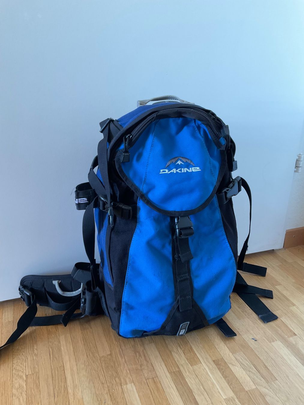 Dakine Zaini: Dakine Heli Pro Mit dem Trinksystem – Usato da Zürich venduto da dee_75my 1