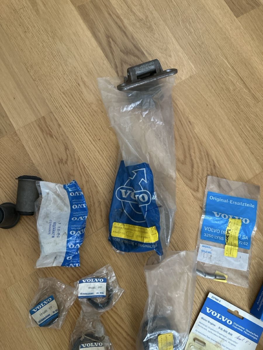 Volvo Accessori per altri veicoli: Volvo Ersatzteile NOS – Usato da Mörschwil venduto da tweety9402 3