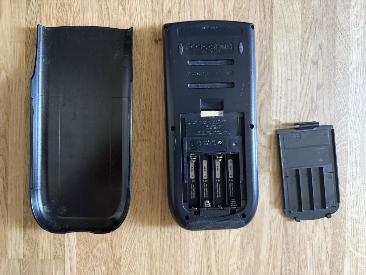 Texas Instruments Calcolatrici tascabili: Calculatrice Texas Instruments TI-84 Plus – Usato da Kloten venduto da Mumiiin 3