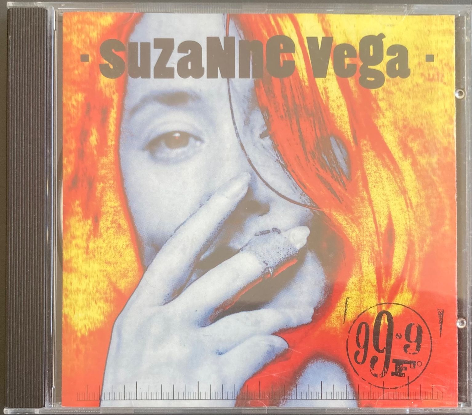 CD: SUZANNE VEGA - 99.9 F° – Usato da Poliez-Pittet venduto da Newtown-Records