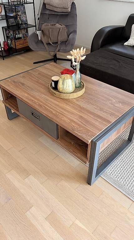 Tavoli: Couchtisch  – Usato da Wald ZH venduto da dav_d7w2