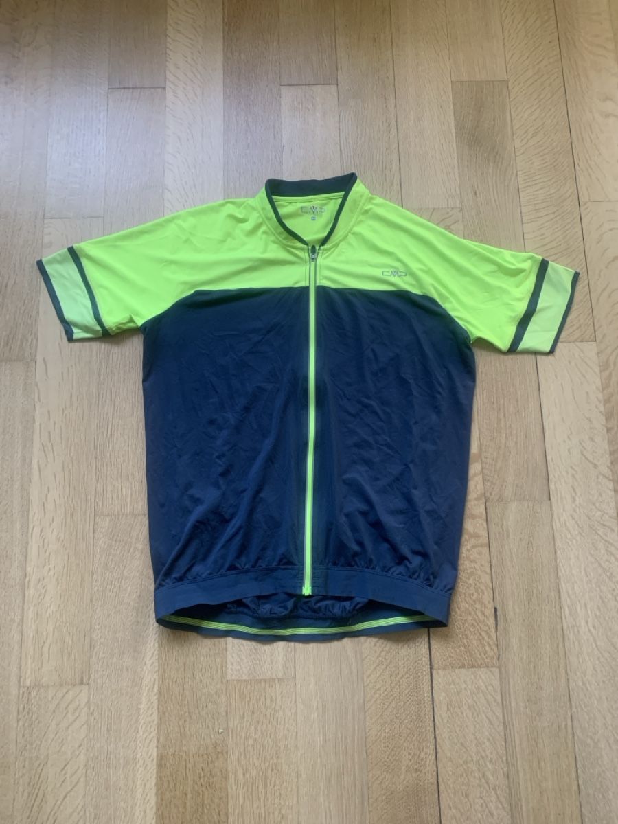 T-Shirts: Fahrrad T-Shirt Grösse 54 2x – Gebraucht aus Köniz von blacksofa
