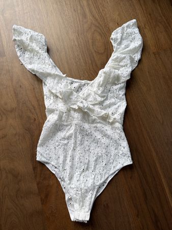 neu Bodysuit Spitzen-Look Weiss Gr. S Sommer Look ☀️