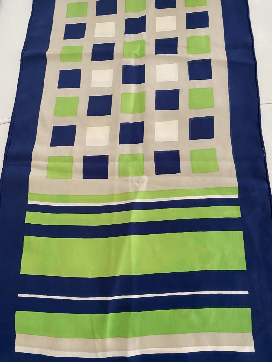 Foulard & Sciarpe: Seiden Schal 🌸 – Usato da Opfikon venduto da Luis144 1