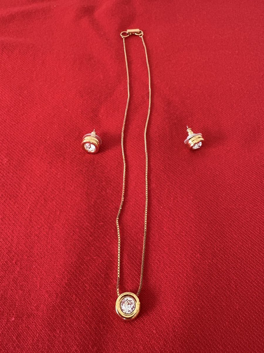 Swarovski Colliers: Swarovski Kette mit Ohrstecker – Neuf (Voir description) à Oberengstringen par Marling 2
