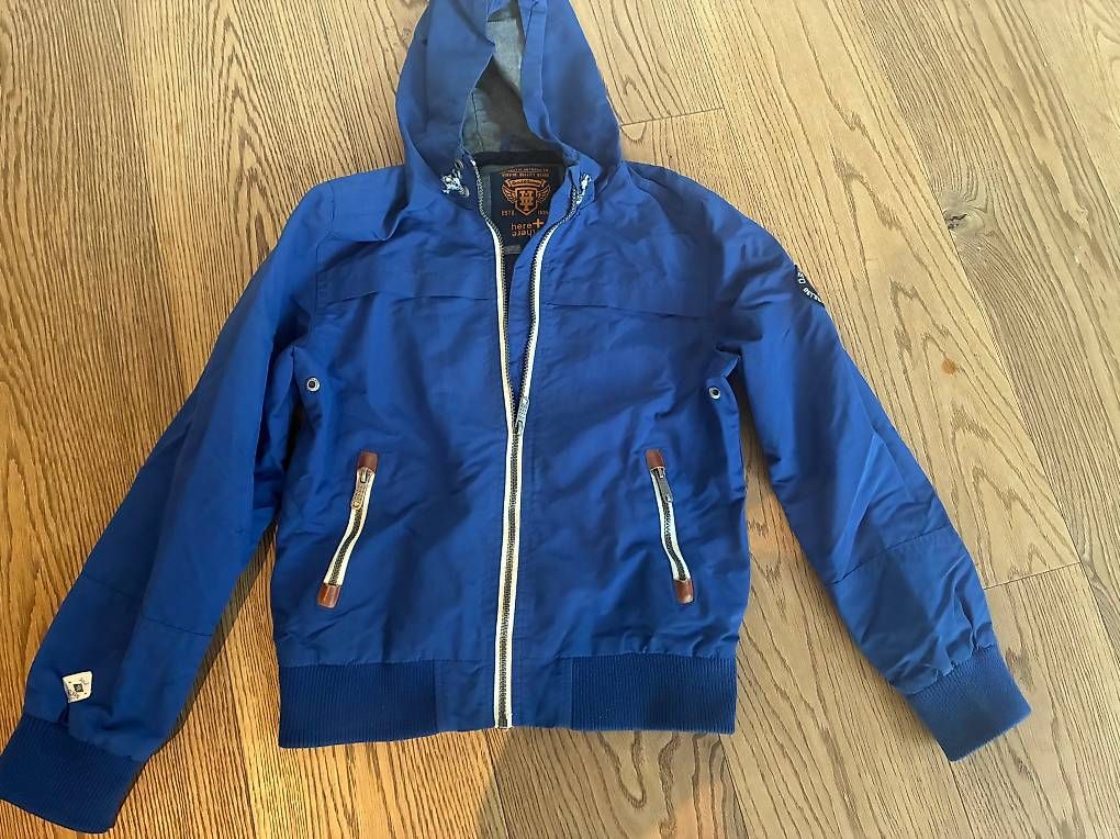 Vestes & Manteaux: Frühlingsjacke Gr. 140/146 – D'occasion à Winterthur par Rawille