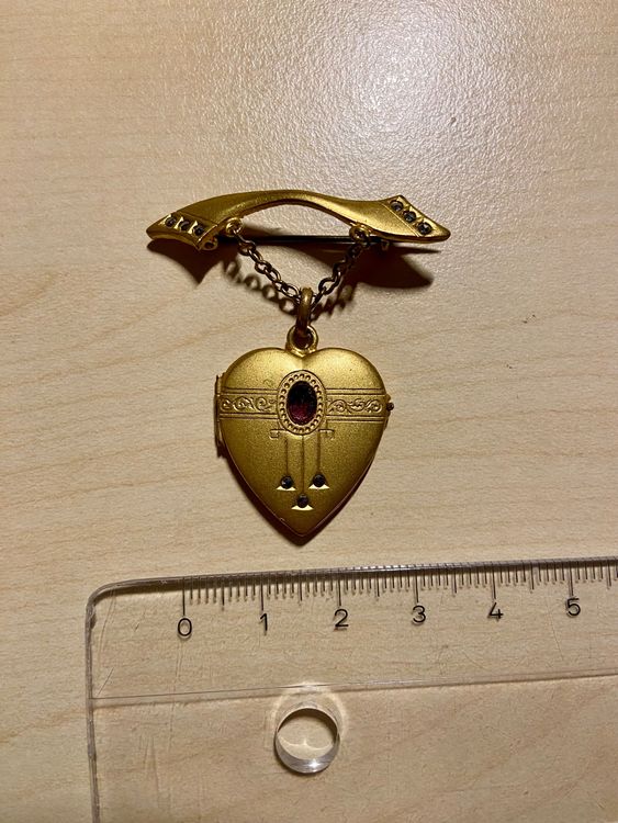 Ceinture fantaisie cuir médaillon et chainette style médiéval