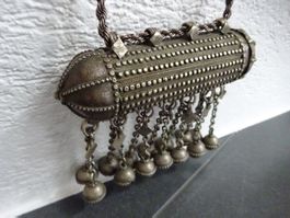 Koran Kette / Amulett Kapsel Glöckchen