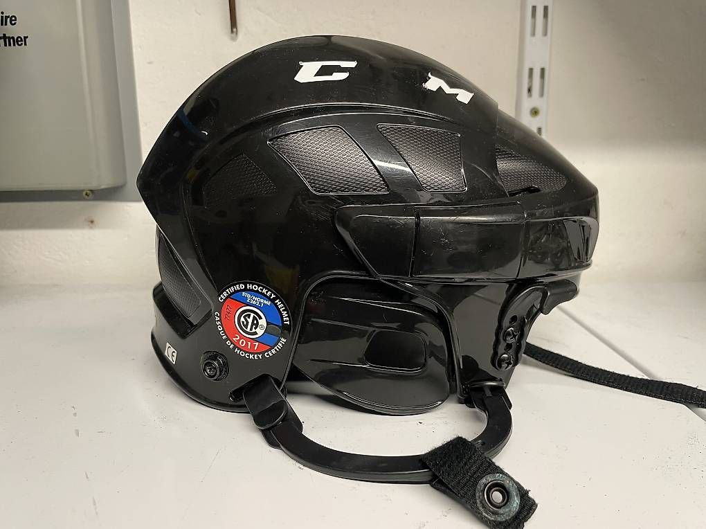 Ccm Caschi: CCM FL40 Grösse S – Usato da Kreuzlingen venduto da deGriGri 1