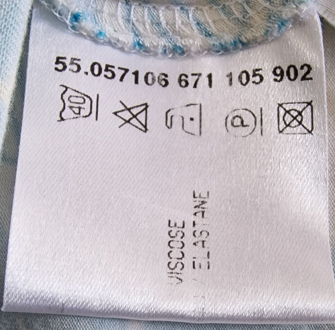 T-shirt: Delmod Shirt, Sommerliches Muster, Gr. 50 – Usato da Haslen GL venduto da ricarono 4