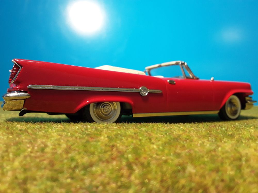 Modèle Réduit 1/43 Chrysler 300 E 1959 - Voiture Américaine, Neuf En Boîte