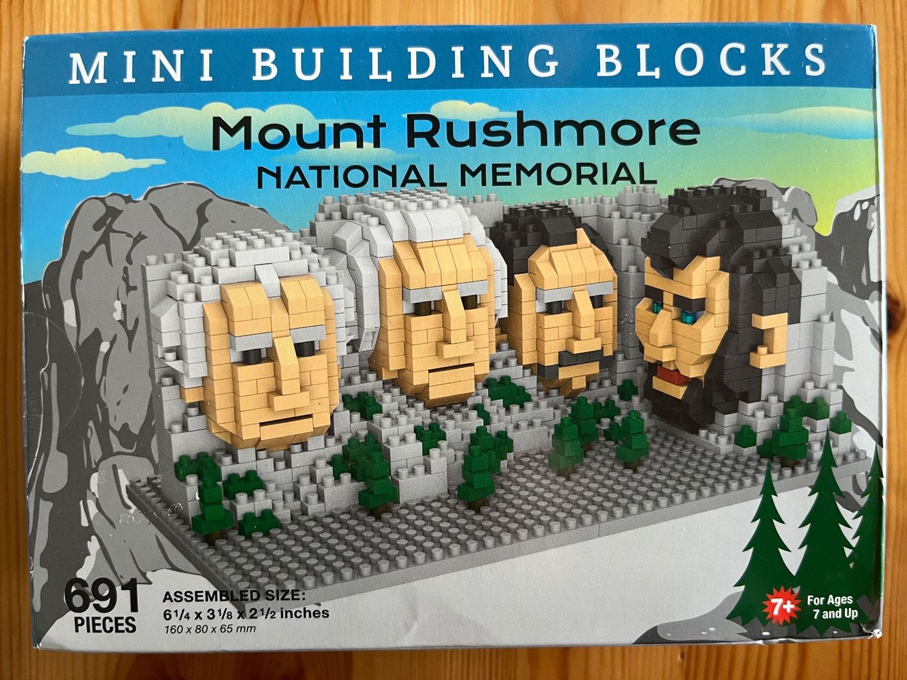 Baukästen: Mini Building Blocks Mount Rushmore 691 Teile – Gebraucht aus Zürich von Gurkis