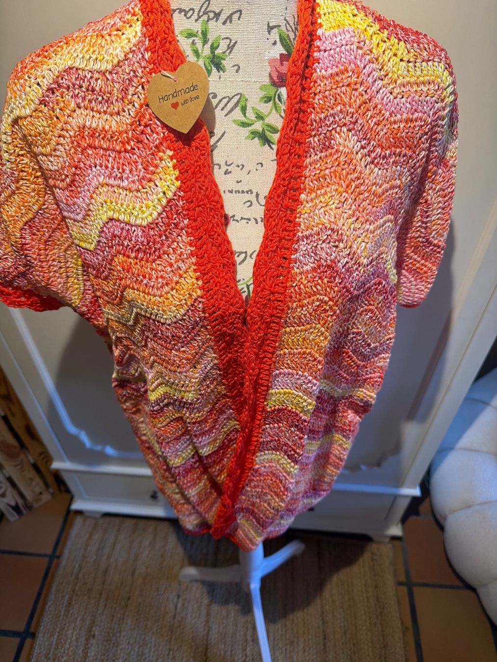 Giacche: STRICKJACKE ,HANDGESTRICKT-ROT,ORANGE – Nuovo e nell'imballaggio originale da Meienried venduto da ManuelaBoutique