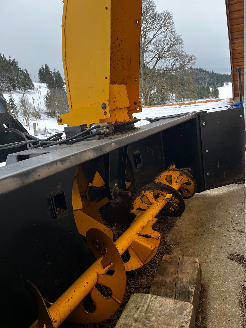Déneigement: Fraise à neige Trejon – D'occasion à la vue des Alpes par les_ty8p
