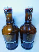 Zwei Vintage Bier Flasche