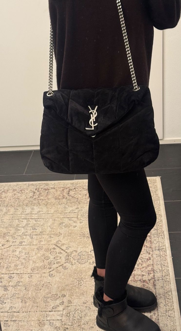 Saint Laurent Borse da donna: YSL PUFFER MEDIUM black suede, dark metal – Usato da Kilchberg ZH venduto da roz_qcj7 2