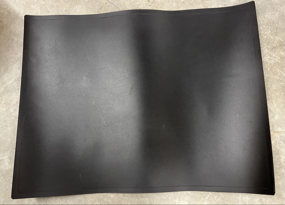 Schreibtische: Schreibunterlage schwarz – Gebraucht aus Liebefeld von ah_1