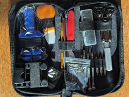 Kit de Réparation de Montres 147 pièces - Outils Horlogerie