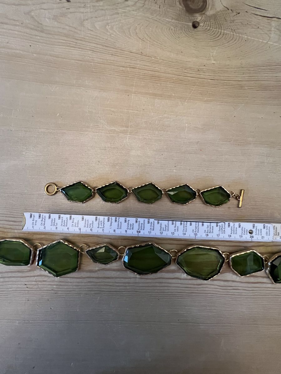 Bracelets: Modeschmuck grün/gold farbig – Neuf (Voir description) à schaffhausen par Oranjeboven 1