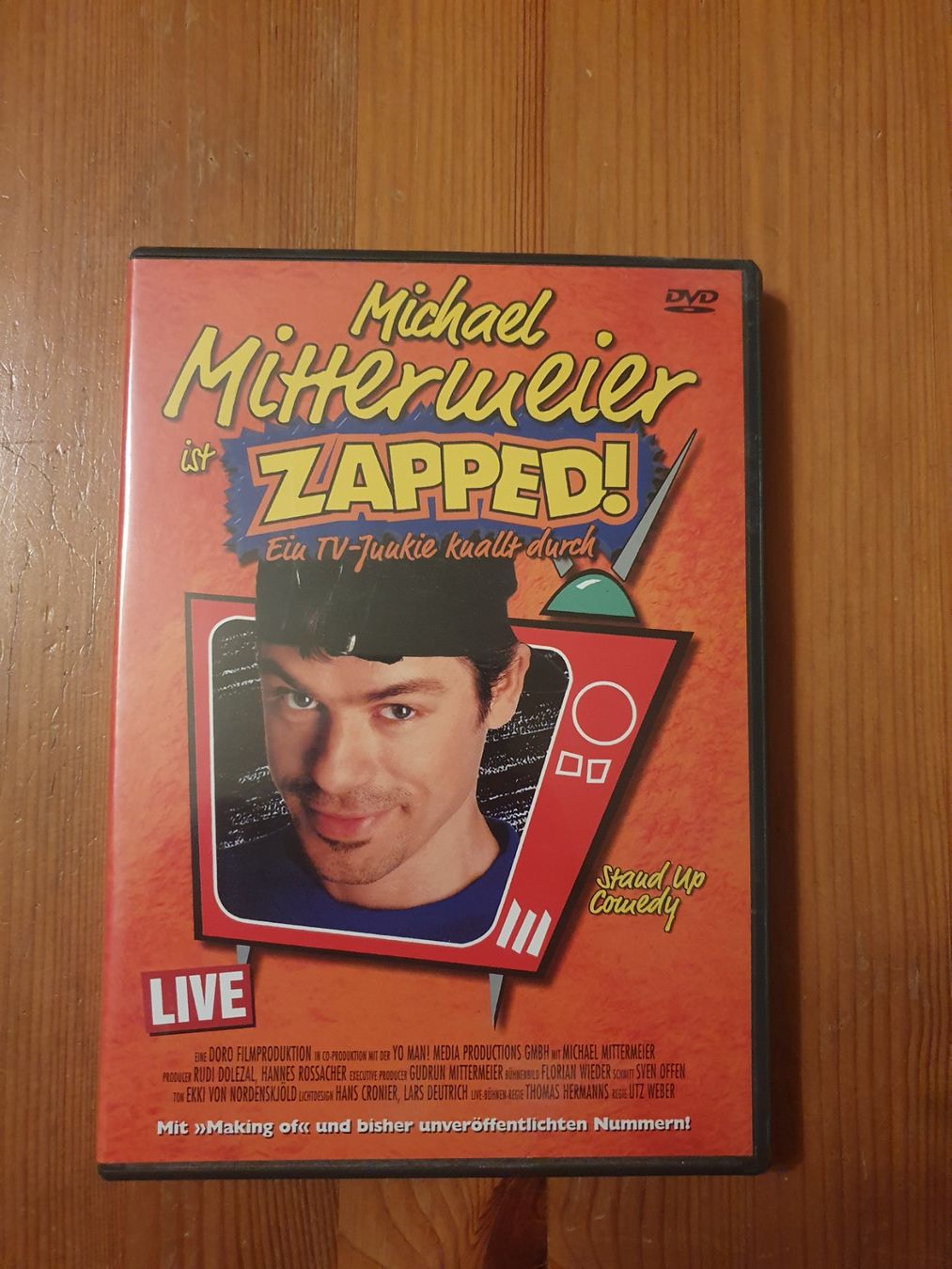 Tutti i DVDs: Michael Mittermeier - Zapped! DVD - Comedy vom Feinsten – Usato da Wiedlisbach venduto da leiku88