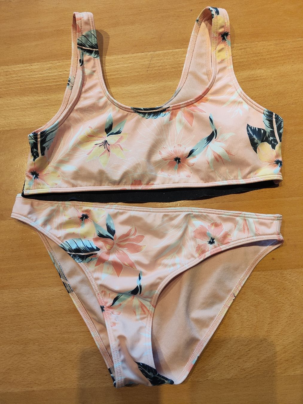 Lotti & Set di vestiti: 14 teiliges Mädchen Set 158/164 – Usato da Davos Platz venduto da Stifi10 2