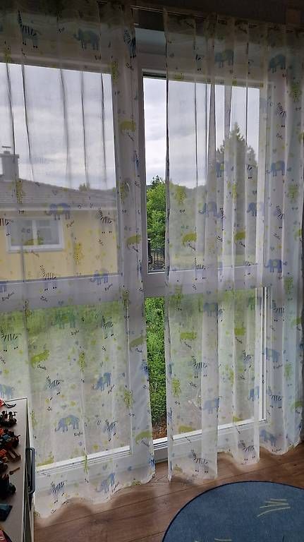Tende: Vorhang Schal 4x je 5Fr – Usato da Hausen AG venduto da Niruta