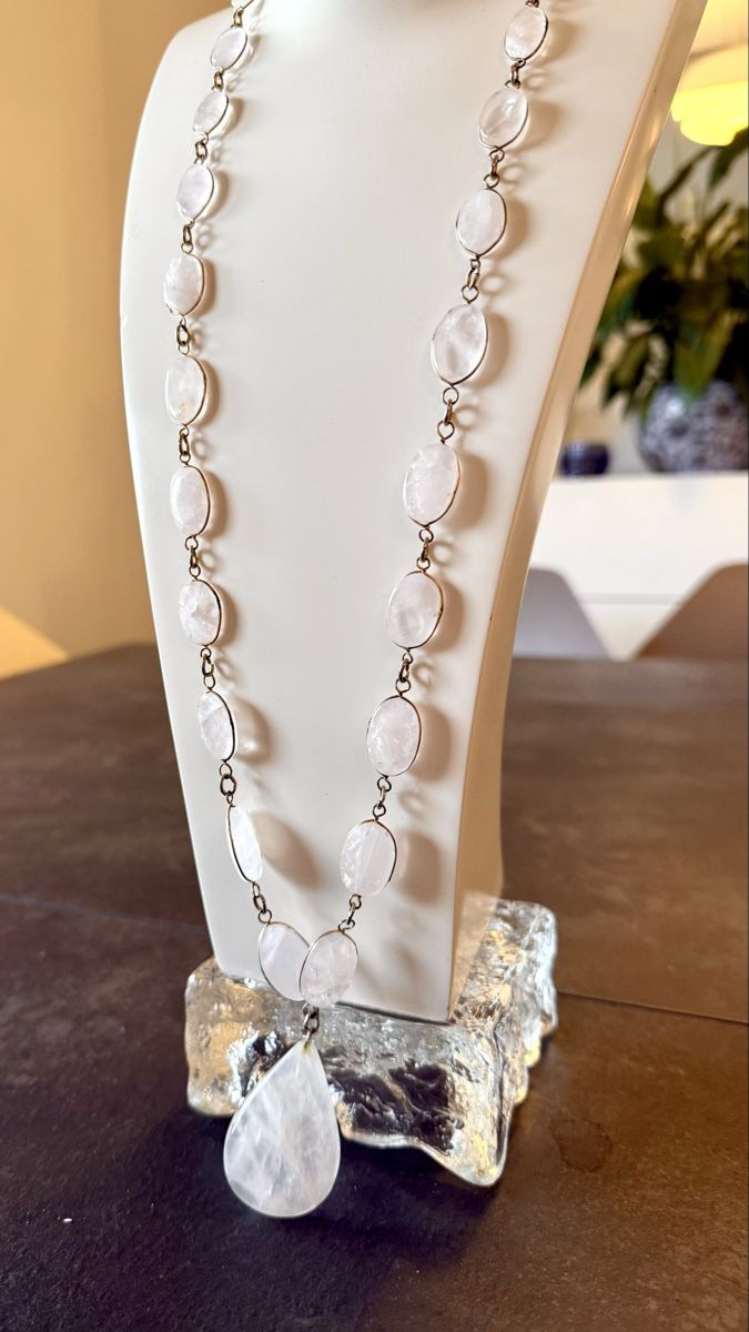 Catenine: Collier élégant quartz rose et dire – Usato da Nyon venduto da stylevintage79 1