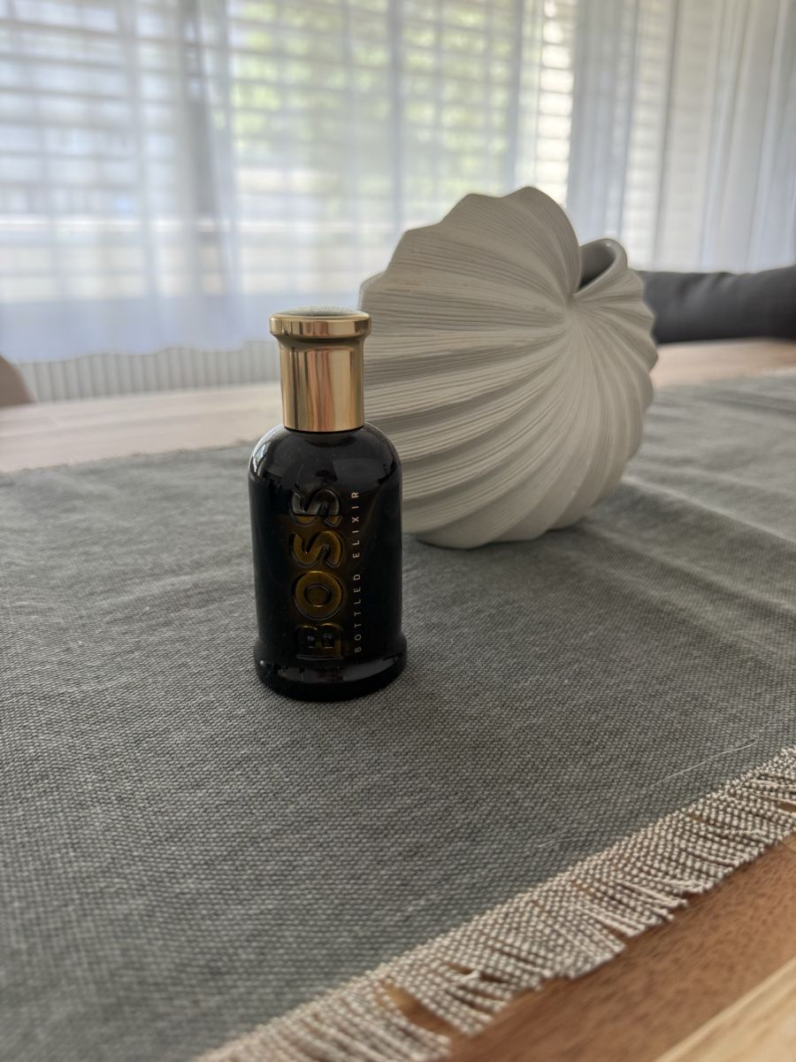 Hugo Boss Parfums & Eau de Toilette: BOSS Bottled Elixir Eau de Parfum 50ml – D'occasion à Biezwil par noa_zz88