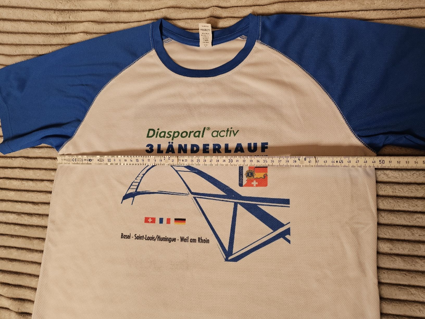 T-shirt: Laufshirt  "3Länderlauf" Grösse S – Nuovo (secondo la descrizione) da Kaisten venduto da Wavechip 1