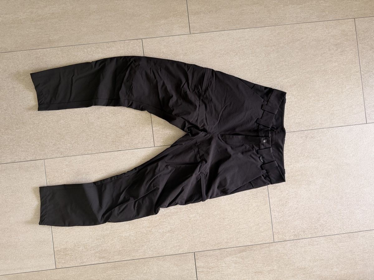 Pantaloni: Didrikson Herren Trekkinghose – Usato da Villmergen venduto da VNY