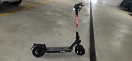 Ducati PRO-II Elektroscooter schwarz Zustand neu.